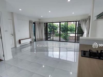 Baan Lumpini Town Residence Bangna Srinakarin, Bangkok, Thailand Baan Lumpini Town Residence Bangna Srinakarin, Bangkok, Thailand