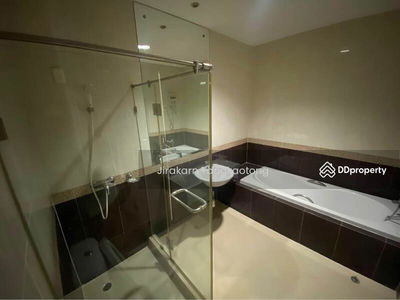 Baan Klang Muang Monte Carlo, 4 floors, 5 bedrooms, 6 bathrooms, can register a company, Bangkok, Thailand Baan Klang Muang Monte Carlo, 4 floors, 5 bedrooms, 6 bathrooms, can register a company, Bangkok, Thailand