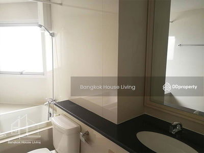 P.W.T. Mansion, Bangkok, Thailand P.W.T. Mansion, Bangkok, Thailand