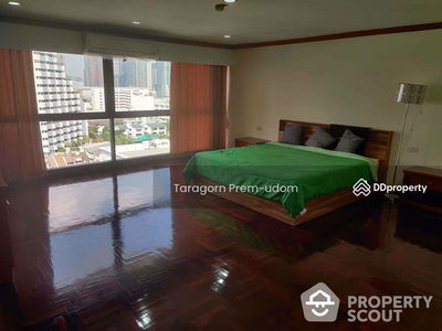 Rishi Court, Bangkok, Thailand Rishi Court, Bangkok, Thailand