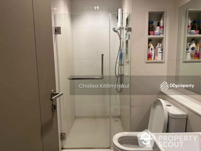 Life Asoke-Rama 9, Bangkok, Thailand Life Asoke-Rama 9, Bangkok, Thailand