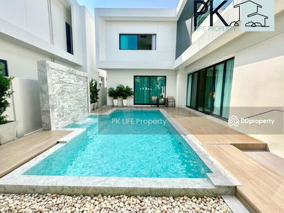 Housing in Ban Ratsada, Thailand Housing in Ban Ratsada, Thailand