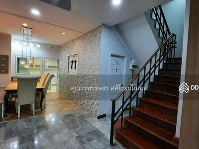 Phatthanakan 44, Baan Warathorn Ville., Bangkok, Thailand Phatthanakan 44, Baan Warathorn Ville., Bangkok, Thailand