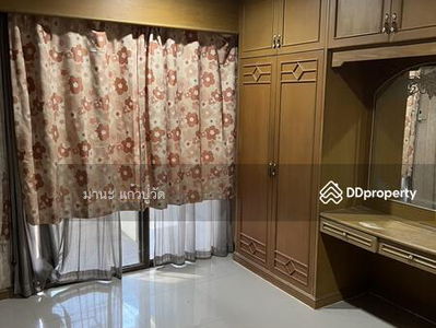 Townhouse for rent, 3 floors, 30 sq m., Bangkok., Thailand Townhouse for rent, 3 floors, 30 sq m., Bangkok., Thailand