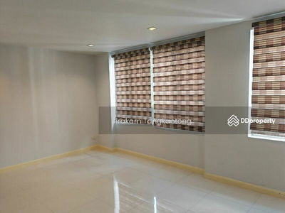 Grand I-Design Vibhavadi, Bangkok, Thailand Grand I-Design Vibhavadi, Bangkok, Thailand