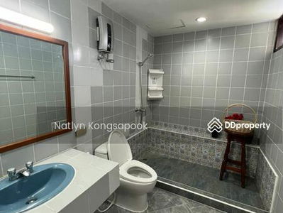 28 Chidlom, Bangkok, Thailand 28 Chidlom, Bangkok, Thailand