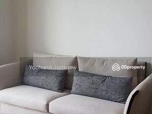 Park Origin Phrom Phong, Bangkok, Thailand Park Origin Phrom Phong, Bangkok, Thailand