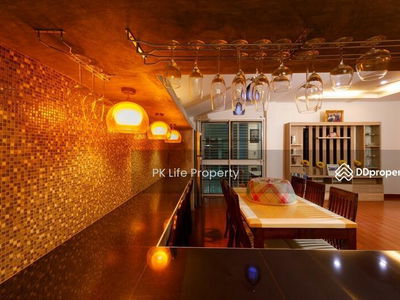 Housing in Ban Ratsada, Thailand Housing in Ban Ratsada, Thailand