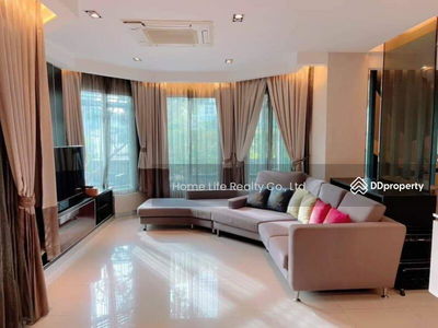 Nonthaburi, Nonthaburi, Thailand Nonthaburi, Nonthaburi, Thailand