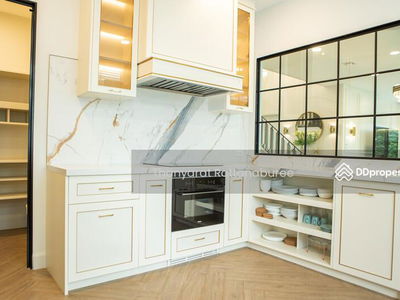 Nantawan Rama 9 New Krungthepkreetha, Bangkok, Thailand Nantawan Rama 9 New Krungthepkreetha, Bangkok, Thailand