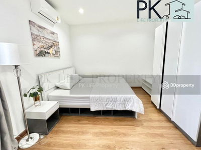 Housing in Ban Ratsada, Thailand Housing in Ban Ratsada, Thailand