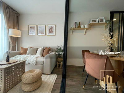 Life Ladprao Valley, Bangkok, Thailand Life Ladprao Valley, Bangkok, Thailand