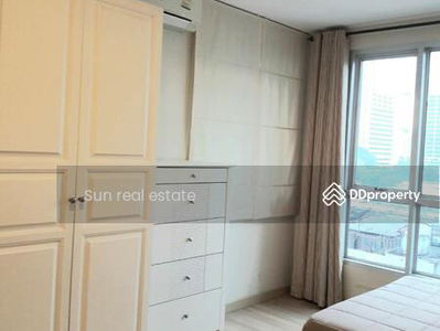 Life @ Sathorn 10, Bangkok, Thailand Life @ Sathorn 10, Bangkok, Thailand