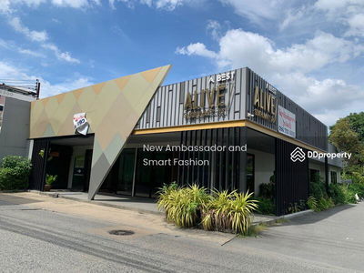 Sukhumvit Soi 76, Samut Prakan, Thailand Sukhumvit Soi 76, Samut Prakan, Thailand