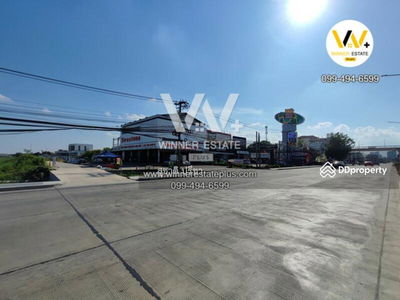 Ramkhamhaeng Soi 100, Bangkok, Thailand Ramkhamhaeng Soi 100, Bangkok, Thailand