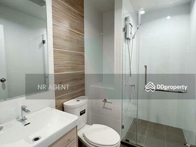 Metro Sky Wutthakat, Bangkok, Thailand Metro Sky Wutthakat, Bangkok, Thailand