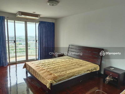 NS Tower Central City Bangna, Bangkok, Thailand NS Tower Central City Bangna, Bangkok, Thailand