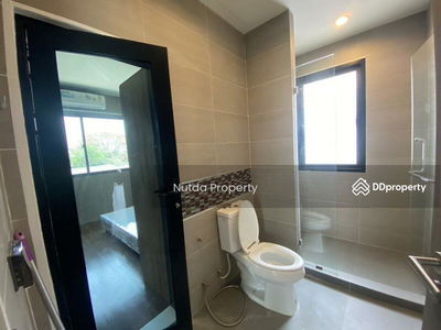 Prado Chokchai 4, Bangkok, Thailand Prado Chokchai 4, Bangkok, Thailand