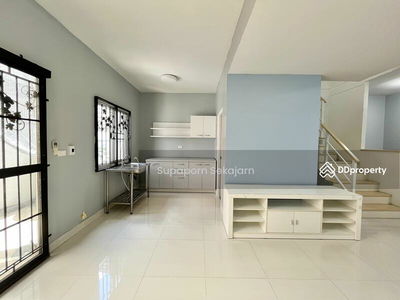 the connect Don Mueang Songprapha, Bangkok, Thailand the connect Don Mueang Songprapha, Bangkok, Thailand