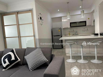 Royal Castle Sukhumvit, Bangkok, Thailand Royal Castle Sukhumvit, Bangkok, Thailand