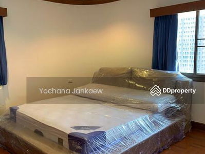 Tower Park, Bangkok, Thailand Tower Park, Bangkok, Thailand