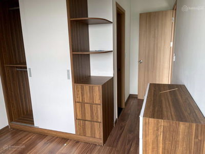 Saigon Avenue, Vietnam Saigon Avenue, Vietnam