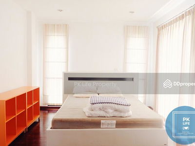 Alojamiento en Ban Ratsada, Thailand Alojamiento en Ban Ratsada, Thailand