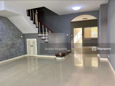 Mooban Saran Phruek, Bangkok, Thailand Mooban Saran Phruek, Bangkok, Thailand