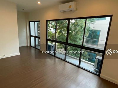 10260, Bangkok, Thailand 10260, Bangkok, Thailand