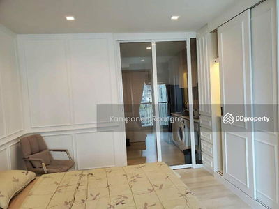 Life One Wireless, Bangkok, Thailand Life One Wireless, Bangkok, Thailand