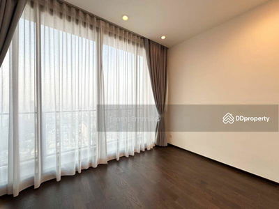 Whizdom Essence, Bangkok, Thailand Whizdom Essence, Bangkok, Thailand