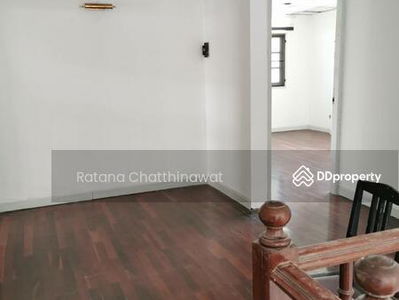 Gehäuse In Makkasan, Thailand Gehäuse In Makkasan, Thailand