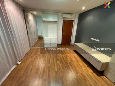 Sompob House, Bangkok, Thailand Sompob House, Bangkok, Thailand