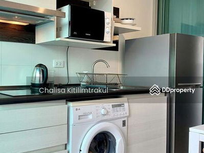 Life Ratchadapisek, Bangkok, Thailand Life Ratchadapisek, Bangkok, Thailand