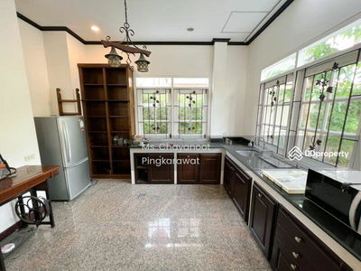 house in Sukhumvit for rent, Bangkok, Thailand house in Sukhumvit for rent, Bangkok, Thailand