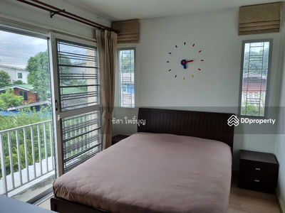 The connect 15 onnut, Bangkok, Thailand The connect 15 onnut, Bangkok, Thailand