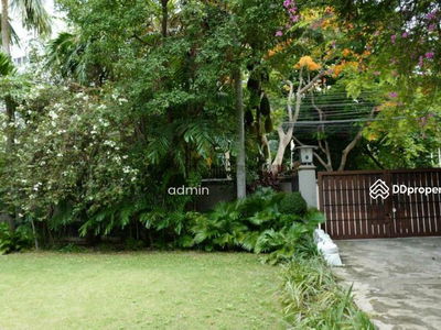 Single house for rent, Sathorn Soi 1 (Soi Nanta), 2 bedrooms, Bangkok, Thailand Single house for rent, Sathorn Soi 1 (Soi Nanta), 2 bedrooms, Bangkok, Thailand