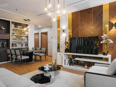 D'. Le Roi Soleil, Vietnam D'. Le Roi Soleil, Vietnam