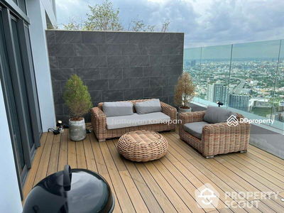 Siamese Sukhumvit 48, Bangkok, Thailand Siamese Sukhumvit 48, Bangkok, Thailand