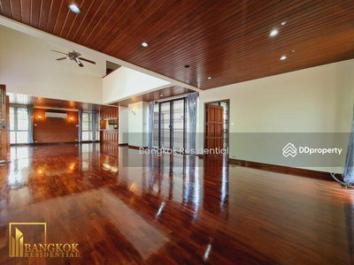 3 Bedroom House in Ekamai soi 22, Bangkok, Thailand 3 Bedroom House in Ekamai soi 22, Bangkok, Thailand