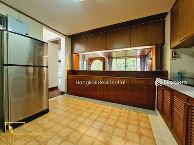 3 Bedroom House in Ekamai soi 22, Bangkok, Thailand 3 Bedroom House in Ekamai soi 22, Bangkok, Thailand