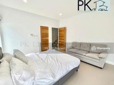 Gehäuse In Kathu, Thailand Gehäuse In Kathu, Thailand