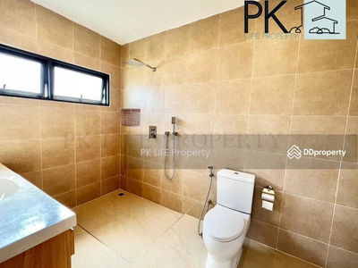 Housing in Kathu, Thailand Housing in Kathu, Thailand