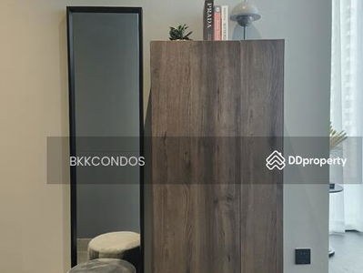 Tait Sathorn 12, Bangkok, Thailand Tait Sathorn 12, Bangkok, Thailand