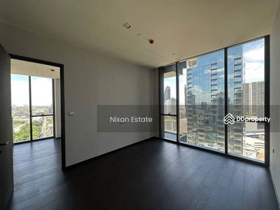 LAVIQ Sukhumvit 57, Bangkok, Thailand LAVIQ Sukhumvit 57, Bangkok, Thailand