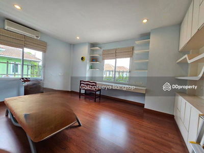 10230, Bangkok, Thailand 10230, Bangkok, Thailand