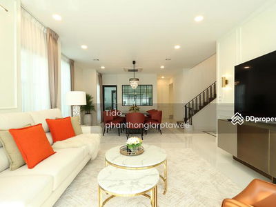 Nantawan Rama 9 New Krungthepkreetha, Bangkok, Thailand Nantawan Rama 9 New Krungthepkreetha, Bangkok, Thailand