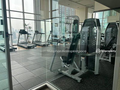 Abstracts Phahonyothin Park, Bangkok, Thailand Abstracts Phahonyothin Park, Bangkok, Thailand