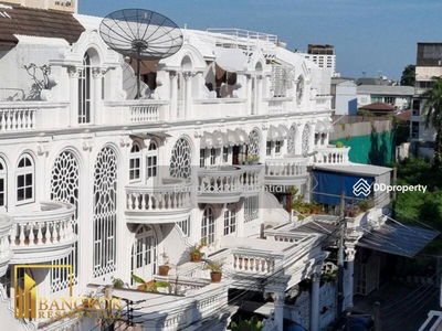 Townhouse, Bangkok, Thailand Townhouse, Bangkok, Thailand