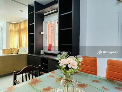 Seranee Raya 2, Bangkok, Thailand Seranee Raya 2, Bangkok, Thailand